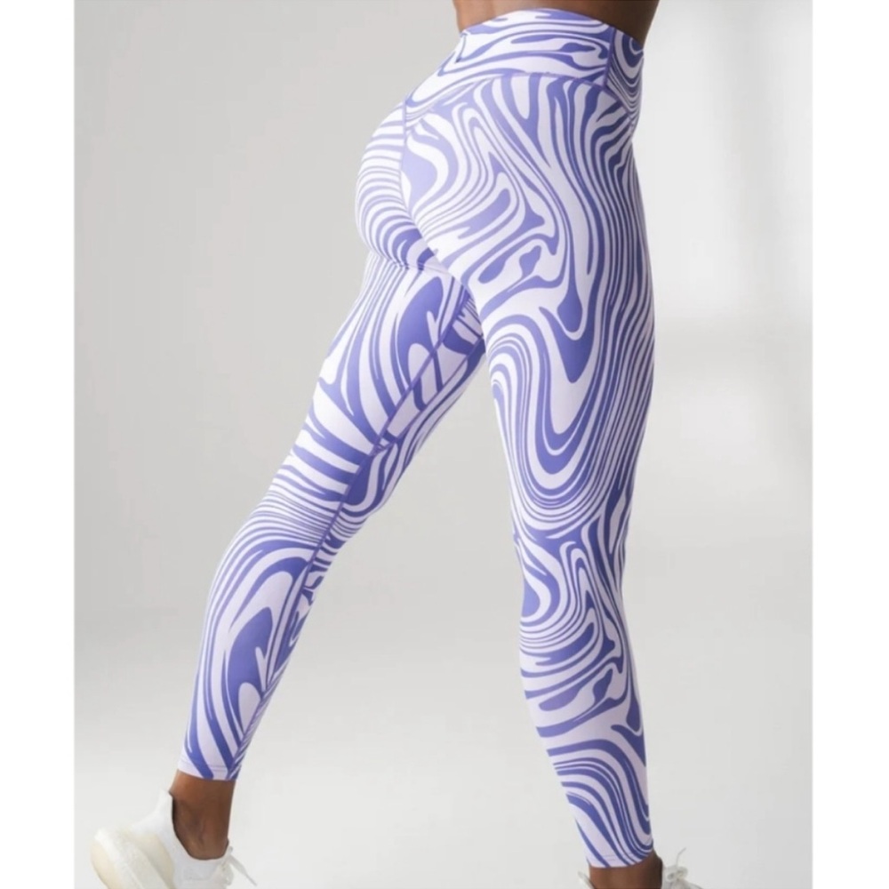 Balance Athletica Vitality Ascend High Waist Leggings Chrysalis Swirl Purple - Picture 2 of 5